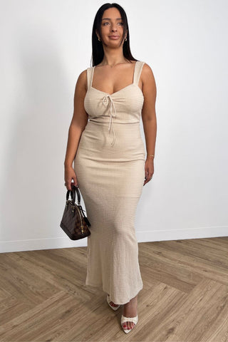 Sweetheart Neckline Fitted Midi - Nude