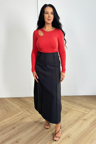 blake-top-long-sleeve-fitted-cut-out-top-red
