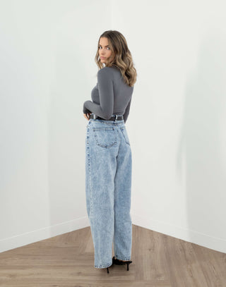 cynthia-jeans-high-waist-relaxed-denim-jeans-light-denim