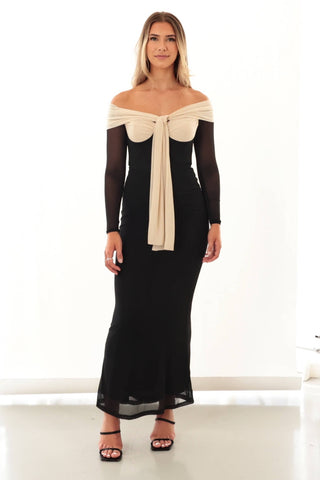 Bonnet Dress - Long Sleeve Fitted Maxi - Black