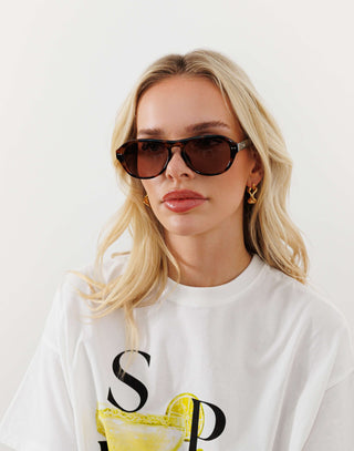 nia-sunglasses-round-frame-sunglasses-deep-tortoise