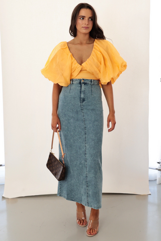 olivia-crop-fitted-short-puff-sleeve-yellow