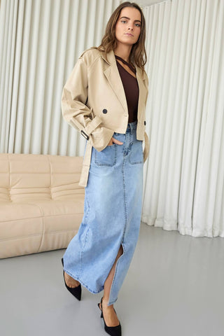 Zendaya Trench - Crop Collared Button Down Trench - Nude